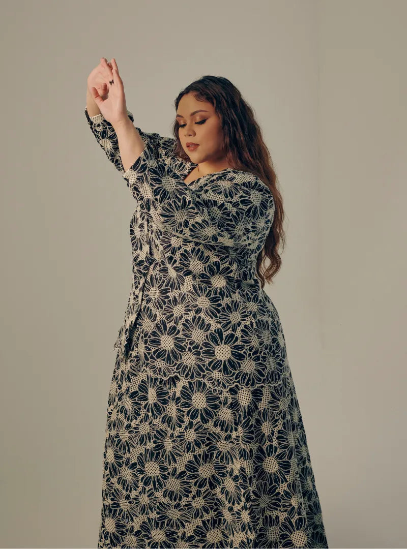 A woman dressed in Black White Tun Habiba Eyelet Set