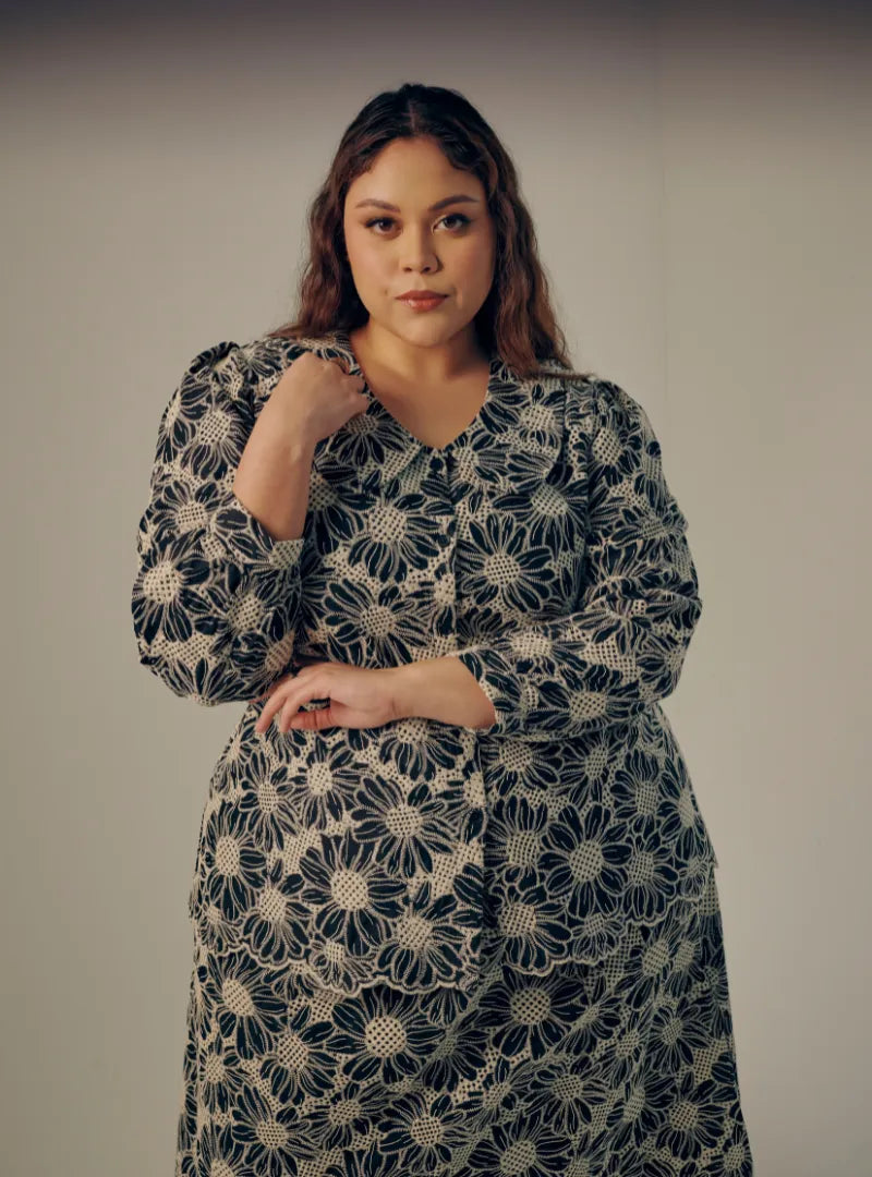 A woman dressed in Black White Tun Habiba Eyelet Set