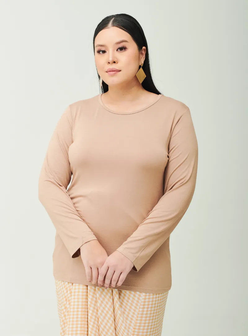 A woman dressed in Latte Cotton Basic Inner Top