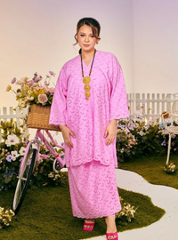 A woman Cloth in Pink Doll Tun Yasmin Embroidered Eyelet Oversized Kurung