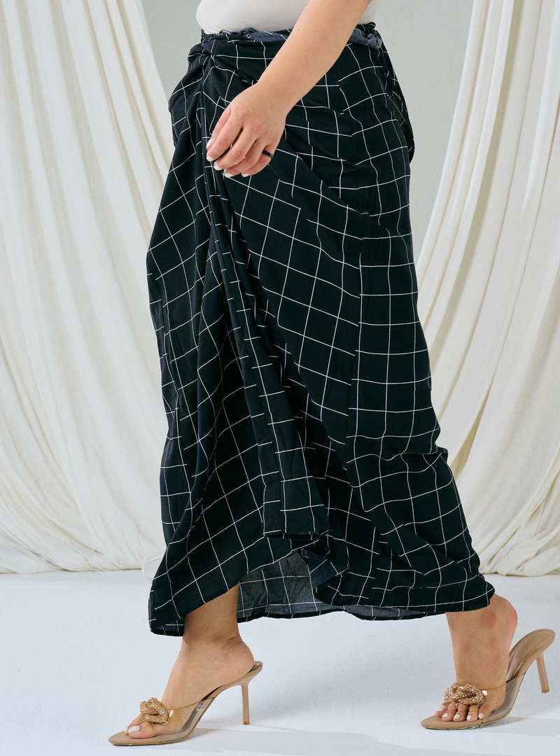 Melly Instant Pario Wrap Skirt Only - Big Black Checked