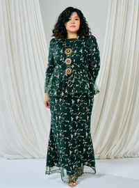 Tun Batrisya Peplum Lace Kurung - Emerald