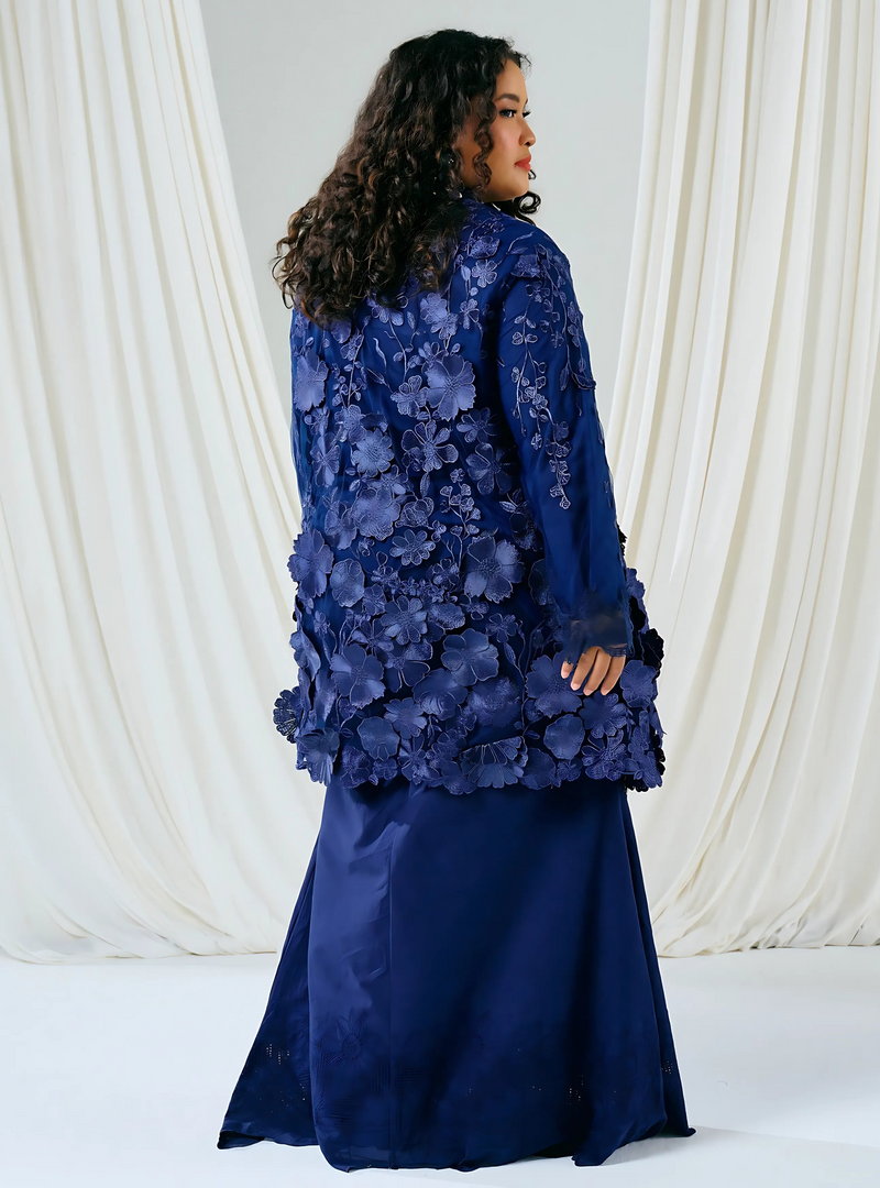 Tun Embun 3D Embroidered Kebaya Kurung - Navy Blue