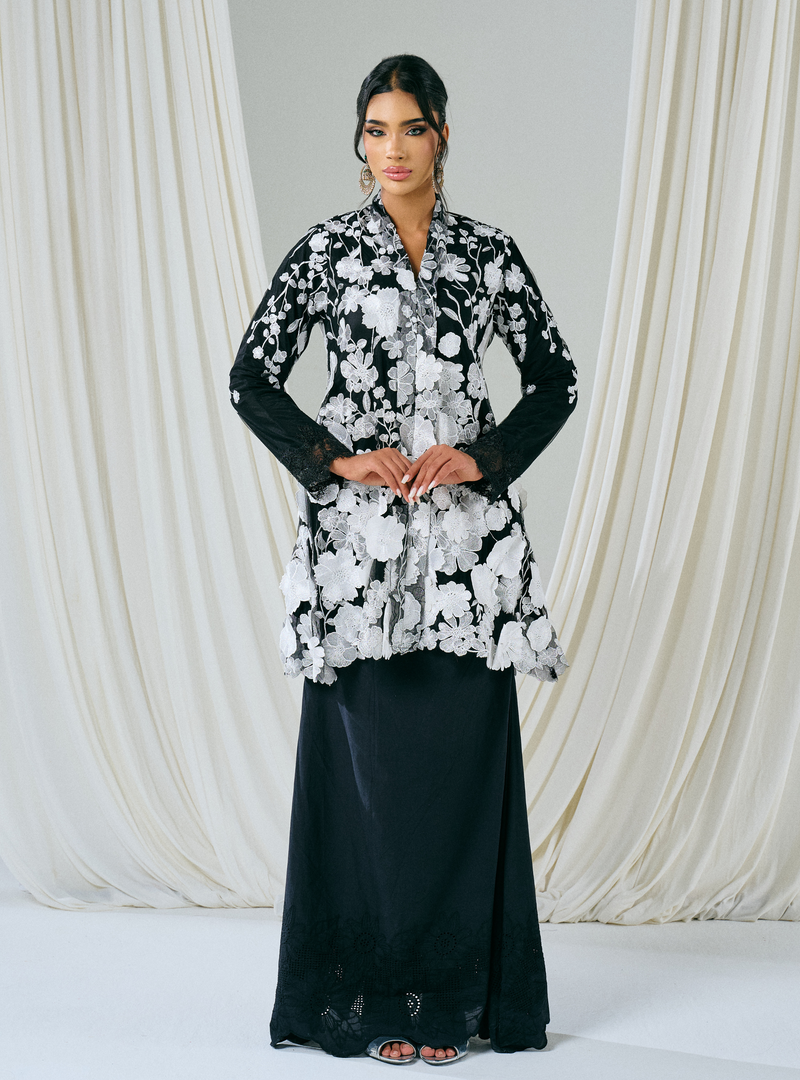 Tun Embun 3D Embroidered Kebaya Kurung - Black White