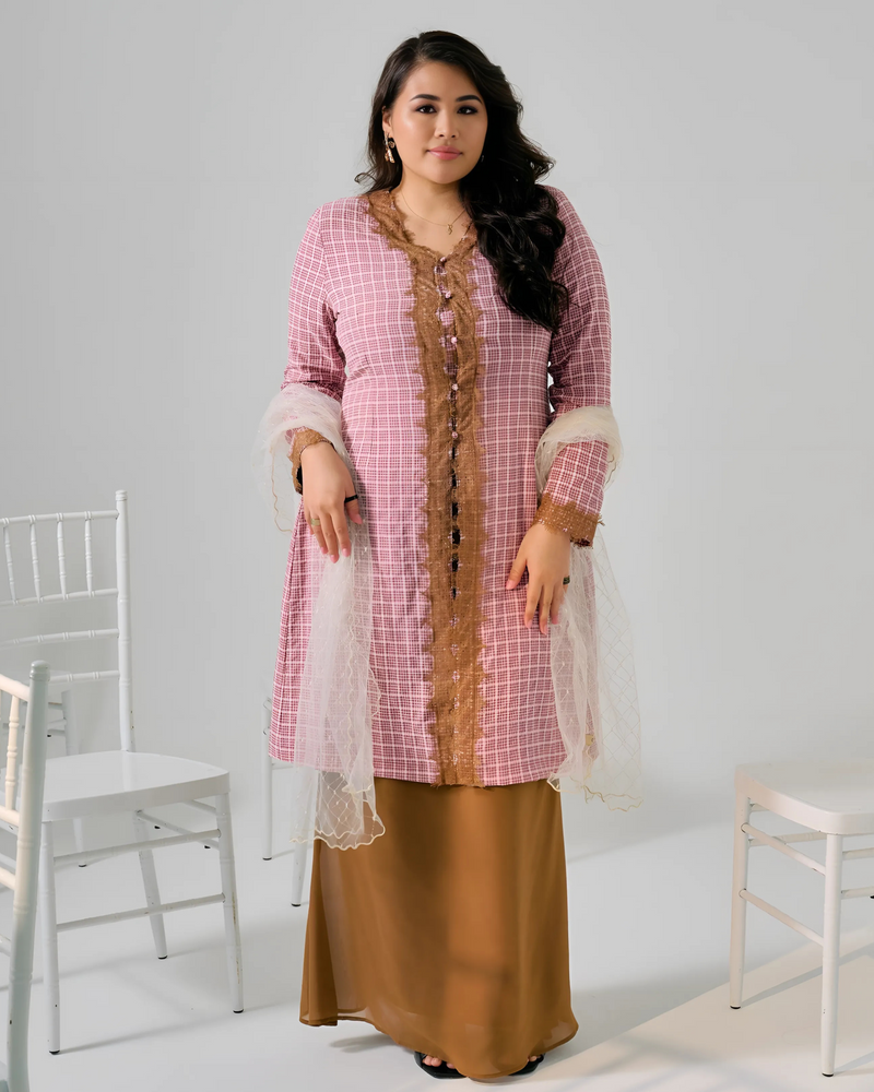 Tun Rohana Kebaya Kurung - Pink