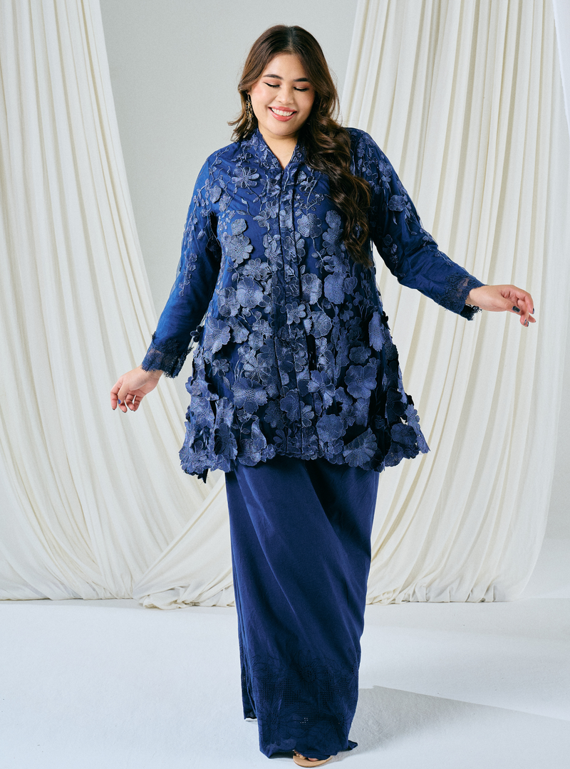 Tun Embun 3D Embroidered Kebaya Kurung - Navy Blue