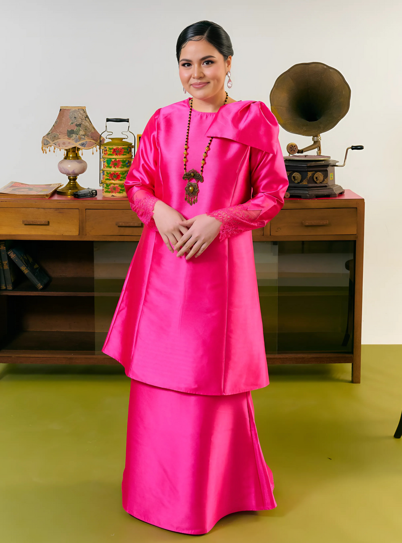 Tun Khaleeda Kurung - Hot Pink